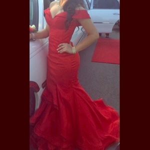Mac Duggal 48189R Long Prom Red Dress